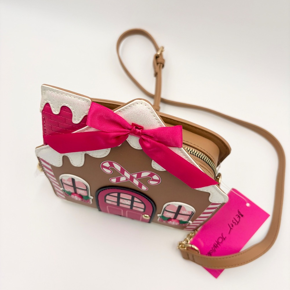 Betsey Johnson Gingerbread House Crossbody Bag Brown Pink Christmas XOHOLIDAY - Picture 2 of 13